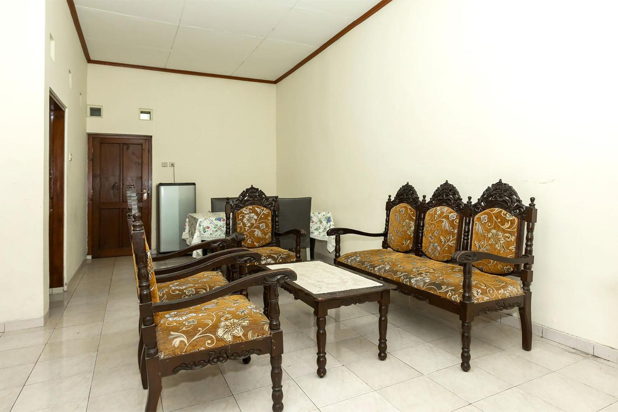 Hotel Super Oyo 1150 Omah Ladrang Kejayan Exteriér fotografie